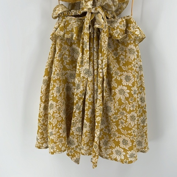 NWT Kallie Cutout Floral Ruffle Mini Dress 100% Cotton Sleeveless Medium - Picture 7 of 13